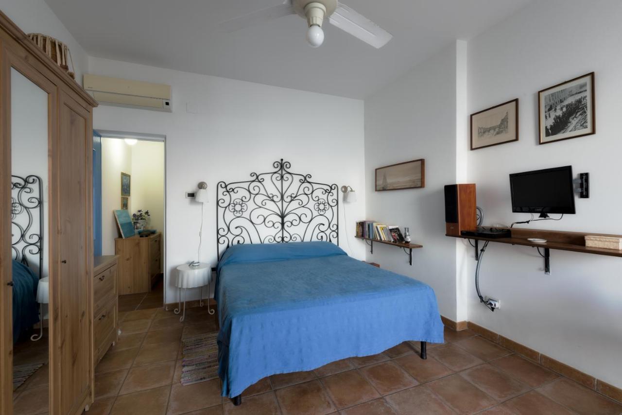 הוילה שילה Casa Di Sale - Chianalea מראה חיצוני תמונה